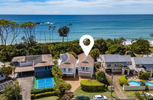 Korora House | Beachfront Retreat - Ducted Air - Free Wifi