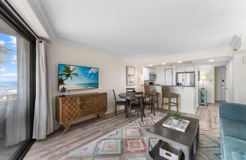 Sandestin Apartment | Beachfront Sandestin Condo | Pool, Hot Tub & Panoramic Gulf Views