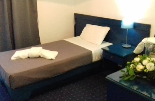 Agia Marina Condo | Beachfront Single Room- Argo Seaside Stays