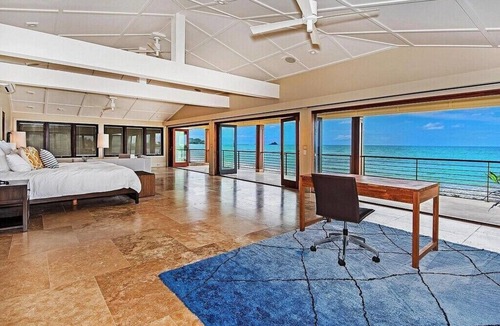 Kailua Ski Chalet | Beachfront Six Bedroom Ultra Modern Villa with 80ft Pool in Kailua