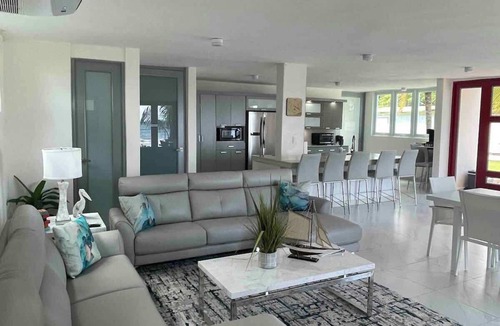 Playa Fortuna Villa | Beachfront, Spacious Luxury Villa, Private Pool!