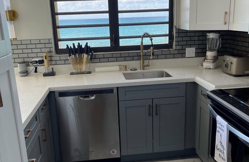 Estate Two Brothers Condo | Beachfront Spectacular Caribbean Sea Views