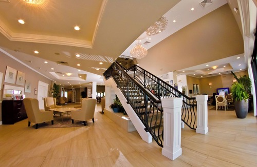 Sanibel Hotel | Beachfront Stay | Garden Views, Biking, Island Dining & Sunset Walks