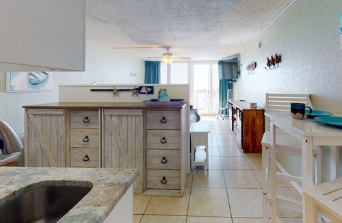 Treasure Island Condo | Beachfront Studio Condo. Heated Pool. Perfect Views From Private Balcony.