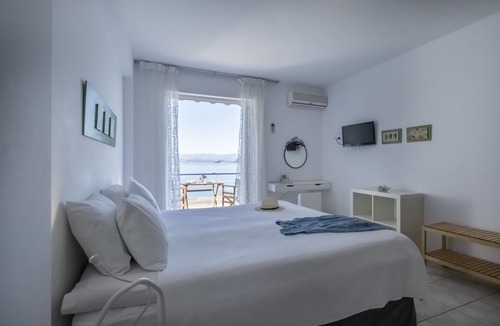 Kiveri Apartment | Beachfront Studio | Amazing Sea View balcony | near Nafplio, Epidaurus, Mycenae