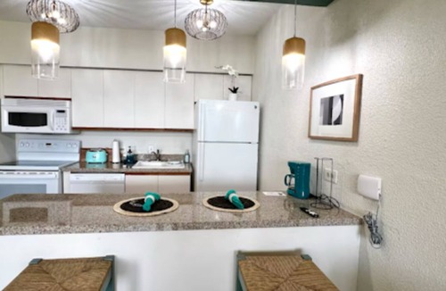 Estate Golden Rock Condo | Beachfront Studio Condo @Club St Croix