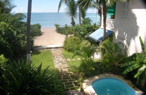 Brighton Villa | Beachfront Studio -Sea and Sand at the West-Coast of Barbados