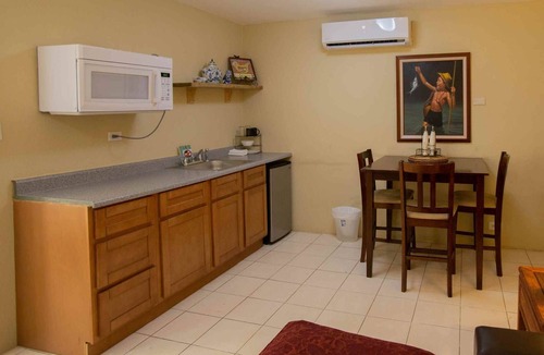 Tamuning Apartment | Beachfront Studio - Unit 107 Ocean Villa