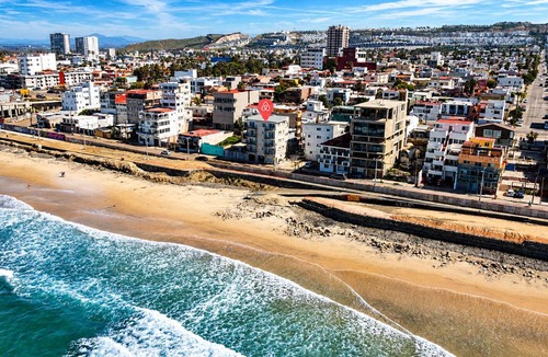 Costa Apartment | BEACHFRONT, sun, sand & fun - Cozy 1 Bdr Apt