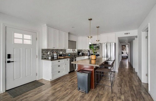 Sunset Beach Condo | Beachfront Sunset Beach, Ocean Views, Sleeps 10