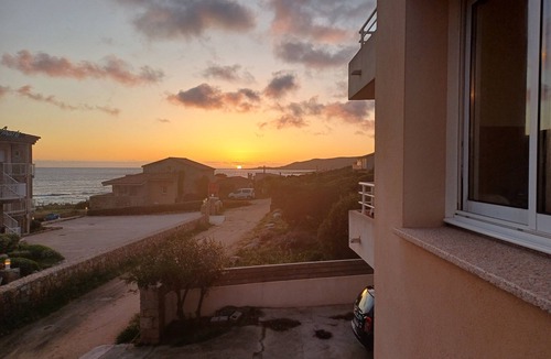 Tizzano Apartment | Beachfront T2 apartment