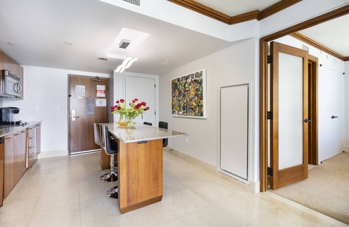 North Beach Condo | BEACHFRONT TOP 10 SPA RESORTS IN USA w/Michelin Star-TAMBOURINE ROOM