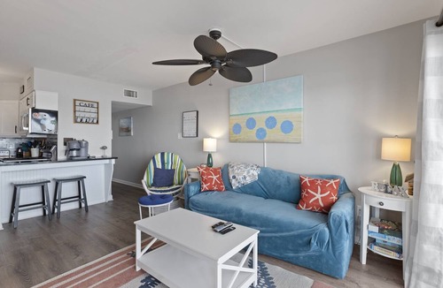 Sneads Ferry Condo | Beachfront, Updated, Topsail Dunes "Shining Sea"