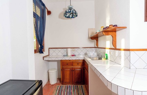 Santa Barbara House | Beachfront villa 5 BR/4 BA, private pool, free parking, seconds from the beach