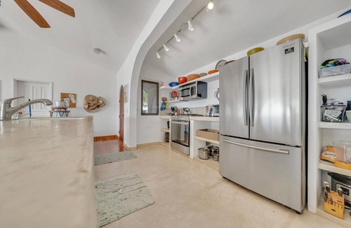 Pescadero House | Beachfront Villa + Casitas w/pool. 6 BR