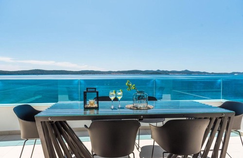 Bibinje Apartment | Beachfront Villa
