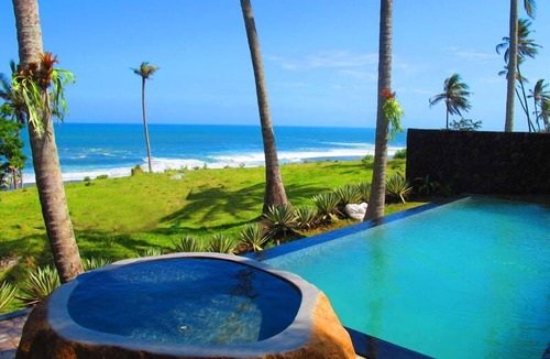 West Selemadeg Villa | Beachfront Villa Inca- Breakfast included