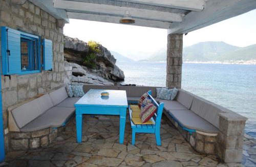 Radovici Villa | Beachfront villa Kakrc