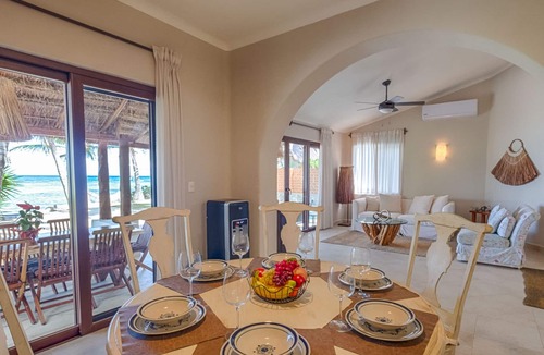 Akumal Villa | Beachfront villa perfect for a family in the gated community of South Akumal.