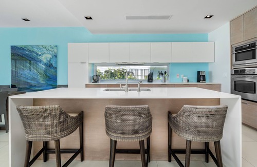 Long Bay Hills Villa | Beachfront Villa w/Private Pool & Concierge – Villa Helios