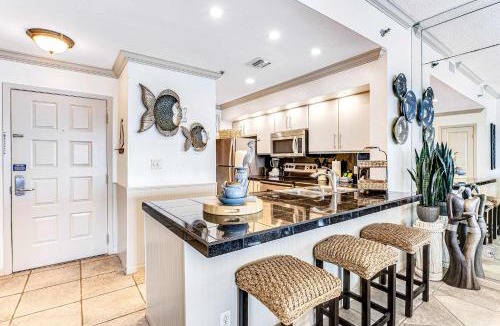 Sandestin Apartment | Beachfront Villa with Balcony Pool and Sauna