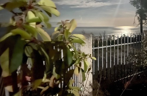 Ortona Villa | Beachfront villa with pool