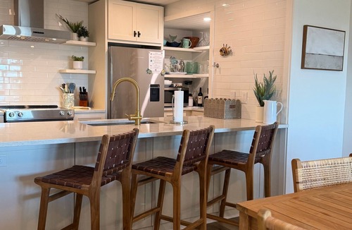 Seabrook Island Villa | Beachfront w/Breathtaking Views! 1BR/2BA Amenity Access included!