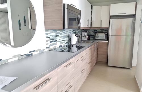 Isla Verde Condo | Beachfront W/D King Bed Isla Verde Walk 2 Eat
