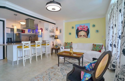 Villas Del Mar Apartment | Beachfront w/View Luxury Smart TV Gym