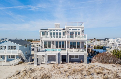 Holgate House | Beachfront with in-deck saltwater pool, panoramic views and private beach access