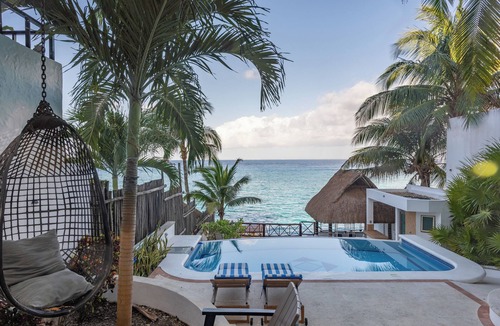 San Miguel Villa | Beachfront with pier and saltwater pool for 14 ppl 4 bedrooms