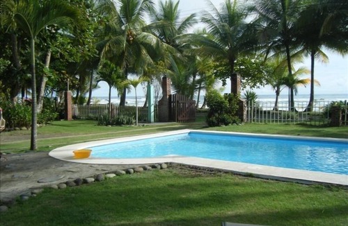 Esterillos Este House | Beachfront with Pool/Great Family House. Start living the Pura Vida today!