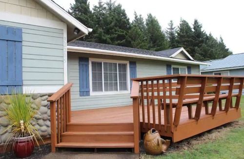 Pacific City House | BeachHouse 3+Bed w/Private Hot Tub & Dog Friendly