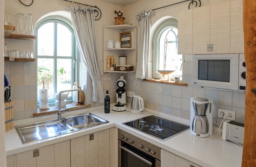 Fehmarnsund Apartment | BEACHHOUSE-FEHMARN I Apartment Ostwind I Sea view & directly on the beach I Fireplace