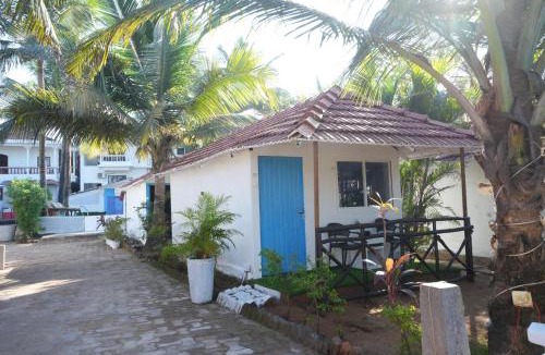 Calangute Hotel | Beachouse Beachfront Cottages And Suites