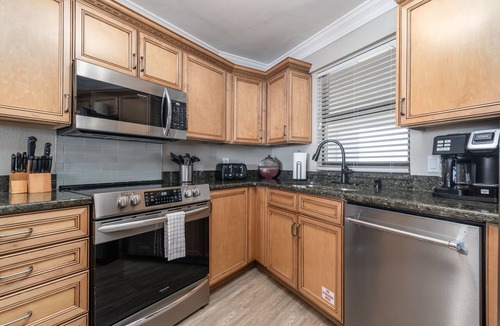 Sandestin Condo | BEACHSIDE 2 SANDESTIN DISCOUNTS FOR JULY! BEACH FRONT 1 BR NEW POOL % HOT TUB!