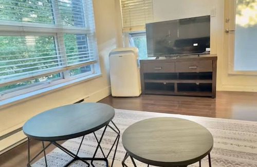West Point Grey Apartment | Beachside 2BR+Den by Jericho