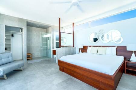 Long Bay Villa | Beachside 3 Bedroom Villa with Pool and Resort Amenities - White Villas - v4