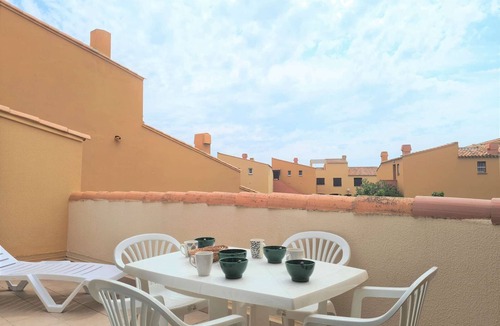 Cap d'Agde Apartment | Beachside Apartment with Parking, Steps from La Roquille Beach and Port