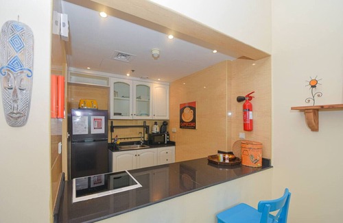 Al Hamra Village Apartment | Beachside Bliss Getaway