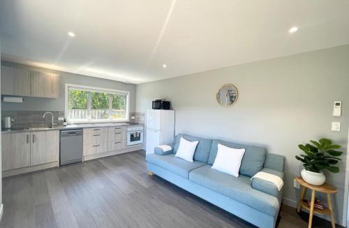 Napier House | Beachside Bliss - freshly renovated