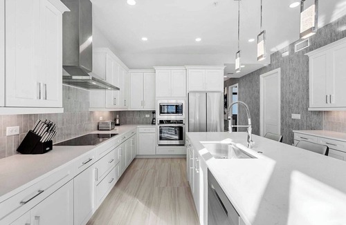 Melbourne Beach Condo | Beachside Breeze | NEW Beachfront Condo w Ocean Views, Balcony & Premium Decor