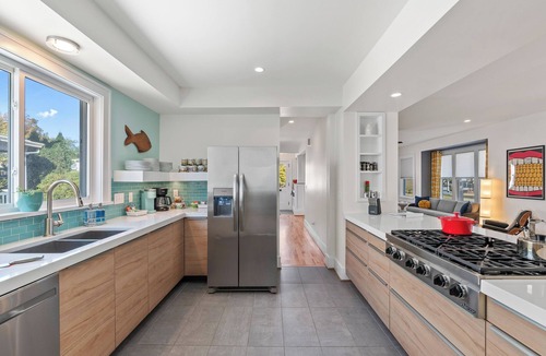 Ellis Historical District House | Beachside, Chefs Kitchen, High-End Everything