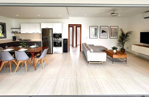 La Iglesia Apartment | Beachside Comfort 2BR Condo w/Pool & Terrace