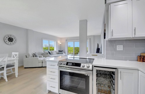 Ocean Ridge Condo | Beachside Condo Offering The Best Bay Views in Palm Beach - Key West Vibe
