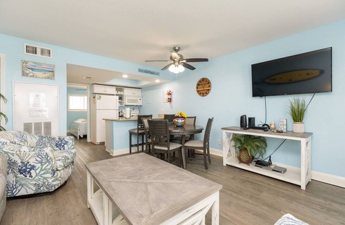 Corpus Christi Condo | Beachside Condo | Heated Pool, Hot Tub & Dune Views