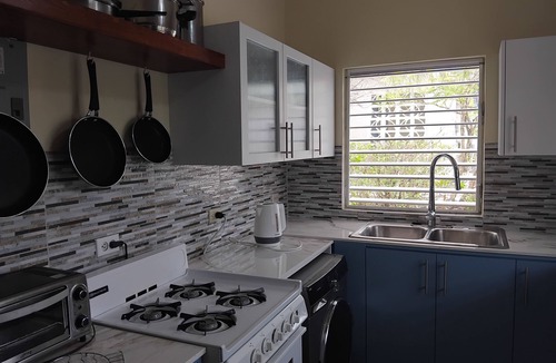 Fitts Village House | Beachside Cottage - right on the beach!