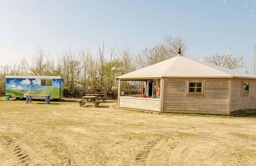 Almere Poort House | Beachside Dune Home Retreat for 4