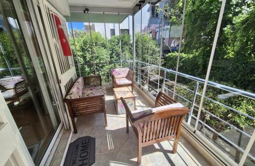 Altnkum Mahallesi Apartment | Beachside Duplex with Patio