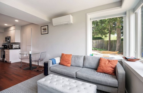 Beverly Apartment | Beachside Garden Oasis